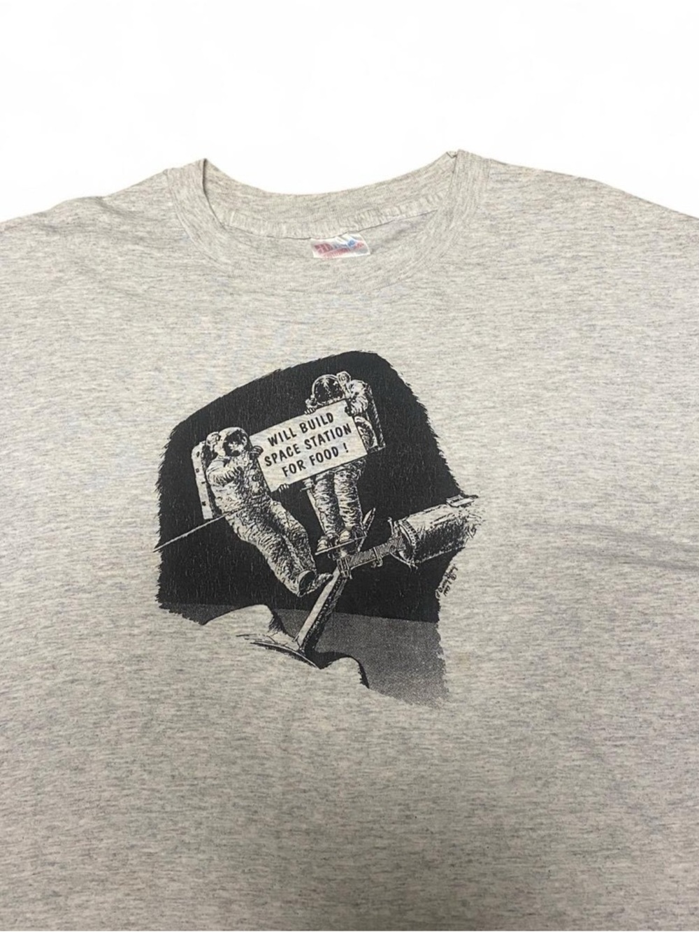 Vintage 1993 will build space station for food graphic grey T-shirt